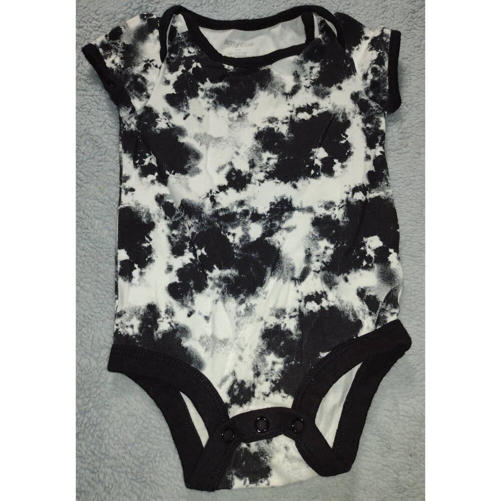 Amy Coe Black and White Splatter Body Suit 3 Months